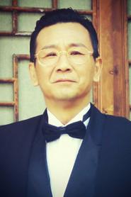 Hong Bi as He Zhuliang in Our treasures 2021