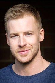 Angus McLaren as Lewis Mccartney in H2O: Just Add Water: Metamorphosis 2009