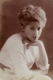 Jeanne Provost as Marie Antoinette in The Queen's Necklace 1912