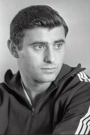 Anatoliy Byshovets as Vitaliy Besarab in The Grandfather of the Left Winger 1973