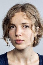 Alix Henzelin as Enfant récitante in Together Is Too Much 2010