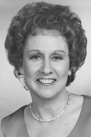 Jean Stapleton as Birdie Conrad in You've Got Mail 1998