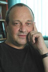 David Fisher as Himself in Reshimat Ahava 2000