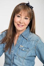 Hanny Nahmias as Grace Farrell in Annie 2018