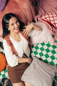 Rara Sudirman as Elvira in Jalan Keluar 