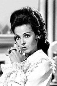 Betty Livanou as Pitsa in Groom Urgently Wanted 1971