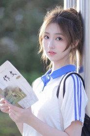 Feng Yanyan as Guan Ling in Hot Blooded Angel 2024
