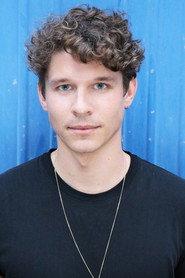 Florian Prokop as Felix Gaber in House of Anubis (DE) - Path of the 7 Sins 2012