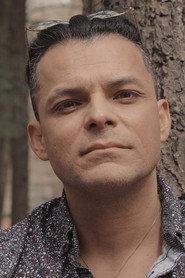 Leonardo Fuica as Ricardo in P=ωρ The Dark Energy 2015