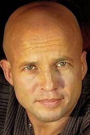 Gil Demurger as Receptionniste in Poker de charme 1999