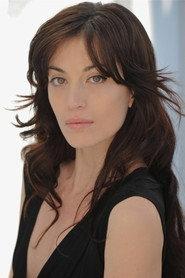 Laura Cotenescu as Ariana in Aleta: Vampire Mistress 2012