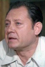 A. Kosivanov as майор in Throw 1982