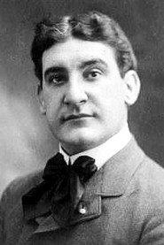Harry Cashman as Ross - the Detective in The Iron Heel 1912