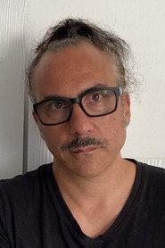 Ernesto Ardito as Tweety in Mataperros 2002