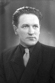 Vladimir Maryev as Sergey in Do I Love You? 1934