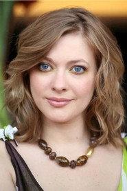Katarzyna Cynke as Young Maria in Niezawodny system 2008