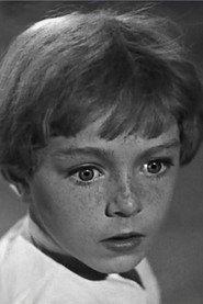 Igor Yershov as Senya Lastochkin in How I Was Independent 1963