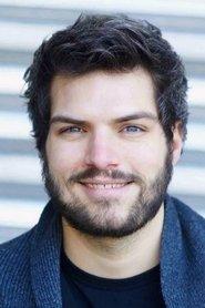 Clément Manuel as Simon in Losers Revolution 2020