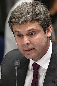 Lindbergh Farias as Self in The Trial 2018