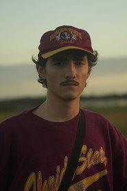 Julio Aceituno as Cabrón in all the 5000 birds 