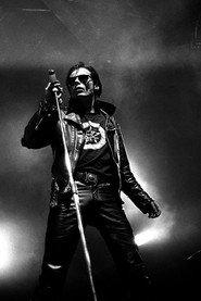 Andrew Eldritch as in The Sisters Of Mercy - Wake: In Concert At The Royal Albert Hall 1985