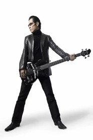 Tsunematsu Matsui as Himself in Tomoyasu Hotei - THE LIVE! DOBERMAN 2004