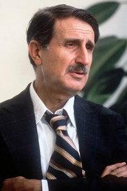 Kamal Joumblatt as Himself (archive footage) in Greetings to Kamal Jumblatt 1977