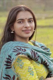 Amalda Liz as Jenni in Nesippaya 2025