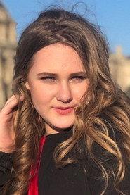 Arina Bandura as Eva in Real Santa 2022