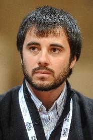 Alessio Puccio as Corrado (voice) in Sulle Ali Dei Gabbiani - L'isola va in città 2006
