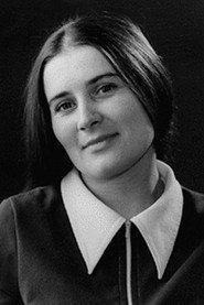 Lyudmila Dukhovnaya as rəisin arvadı in Nigarançılıq 1998