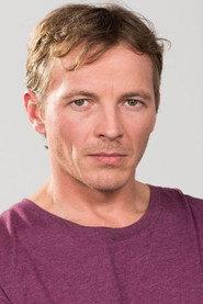 Dieter Brummer as Sgt. Mark Powderly in A Model Daughter: The Killing of Caroline Byrne 2011