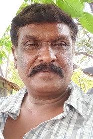 Cheran raj as Paranthaman in Maanbumigu Parai