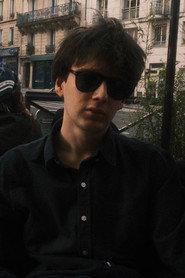 Anatole Le Pêcheur as Player One in Pierre, Feuille, Ciseaux. 2024