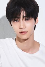 Baek Seo-hoo as Jung Joo Haeng in Color Rush 2021