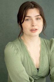 Erin Rose Martin as Saoirse in Little Riots 2022