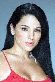 Mariana Ríos as Dalia in La Troca de Sinaloa 2005