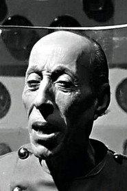 Ibrahim Younes as زعيم قبيلة الزنج in Naduja 1944