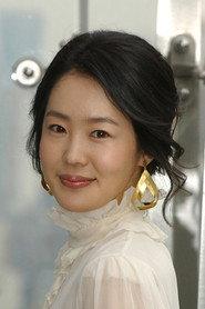 Hwang Su-jeong as Wife in A Friend In Need 2010