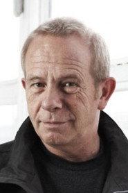 Claus Brockmeyer as Narrator in Zentralasiens Kampf ums Wasser 2015