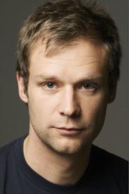 Jakob von Eichel as Jurgen in Oka! 2011