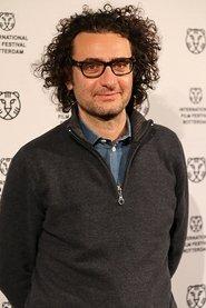Nadim Cheikhrouha as Museum guard in The Man Who Sold His Skin 2021