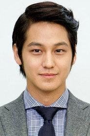 Kim Bum as Yuan Zhen in Young Detective Dee: Rise of the Sea Dragon 2013