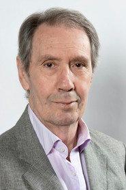 Nicolás Dueñas as Dickie Winslow in El chico de los Winslow 1970