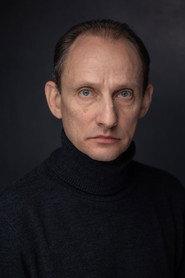 Pavel Sergienko as nurse in a mental hospital in Crush 2009
