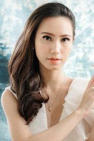 Ineke Valentina as Laura in BFF: Best Friends Forever 2017