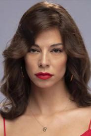 Tuğçe Karabacak as Aylin in Hayalet Dayı 2015