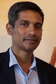 Minazur Rahaman as Nura in Fahim 2019