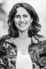 Albertine de Kanter as Presentatrice in Sacrified 2005