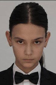 Aylin Zohrabbayli as Luna in Obitus 2026